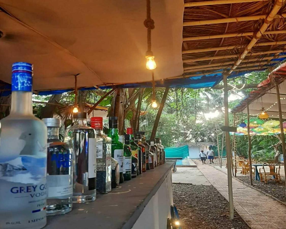 Piggy Calangute By Urban Nomads - Dorms & Pvt Rooms GOA Dış mekan fotoğraf