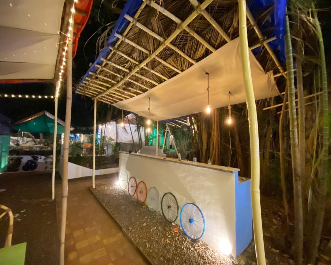 Piggy Calangute By Urban Nomads - Dorms & Pvt Rooms GOA Dış mekan fotoğraf
